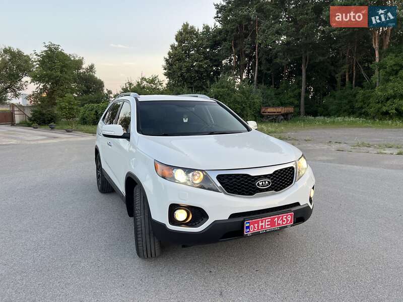 Внедорожник / Кроссовер Kia Sorento 2011 в Радивилове