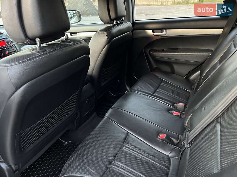 Внедорожник / Кроссовер Kia Sorento 2011 в Радивилове