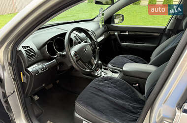 Внедорожник / Кроссовер Kia Sorento 2011 в 