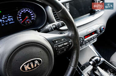 Внедорожник / Кроссовер Kia Sorento 2015 в 
