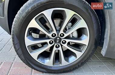 Внедорожник / Кроссовер Kia Sorento 2013 в 