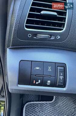 Внедорожник / Кроссовер Kia Sorento 2013 в 