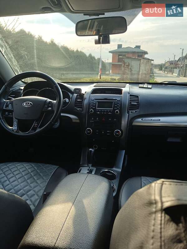 Внедорожник / Кроссовер Kia Sorento 2011 в Львове