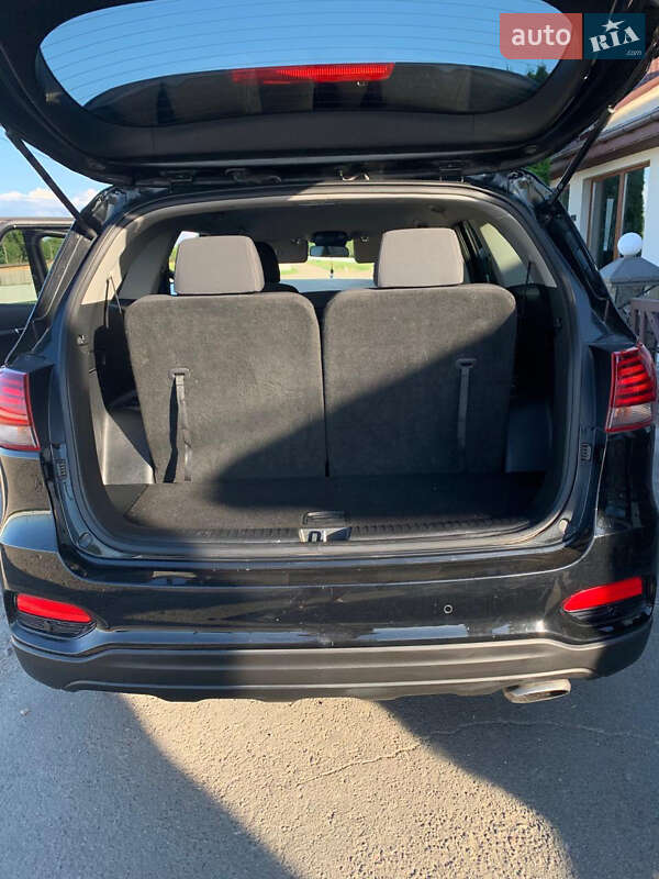 Внедорожник / Кроссовер Kia Sorento 2020 в Ивано-Франковске