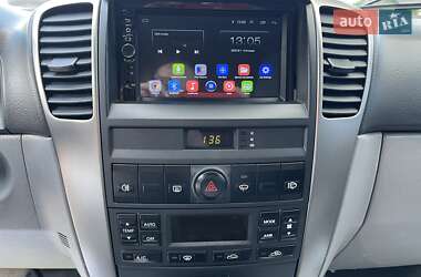 Внедорожник / Кроссовер Kia Sorento 2005 в 