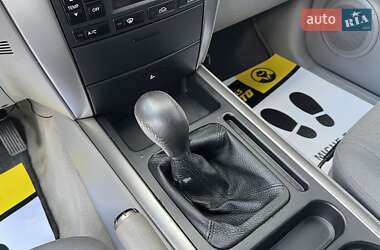 Внедорожник / Кроссовер Kia Sorento 2005 в 