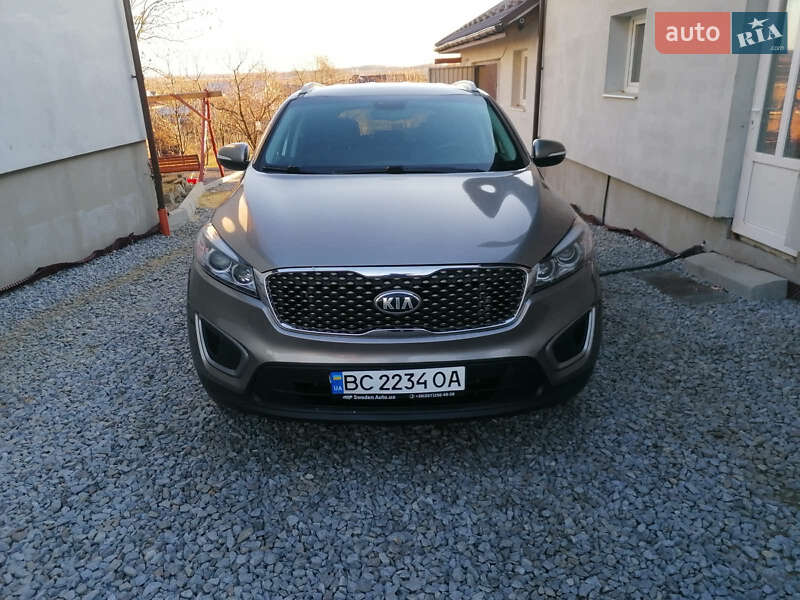 Позашляховик / Кросовер Kia Sorento 2015 в Львові