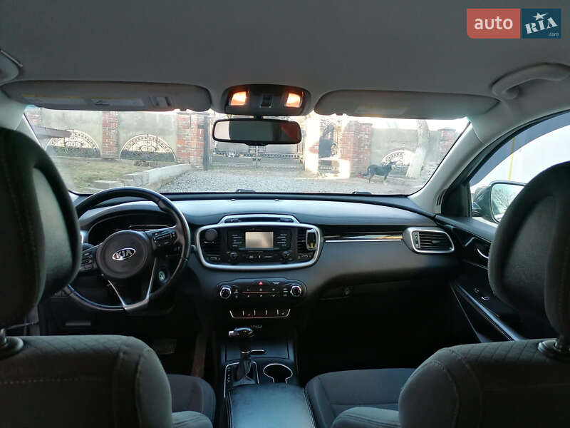 Позашляховик / Кросовер Kia Sorento 2015 в Львові
