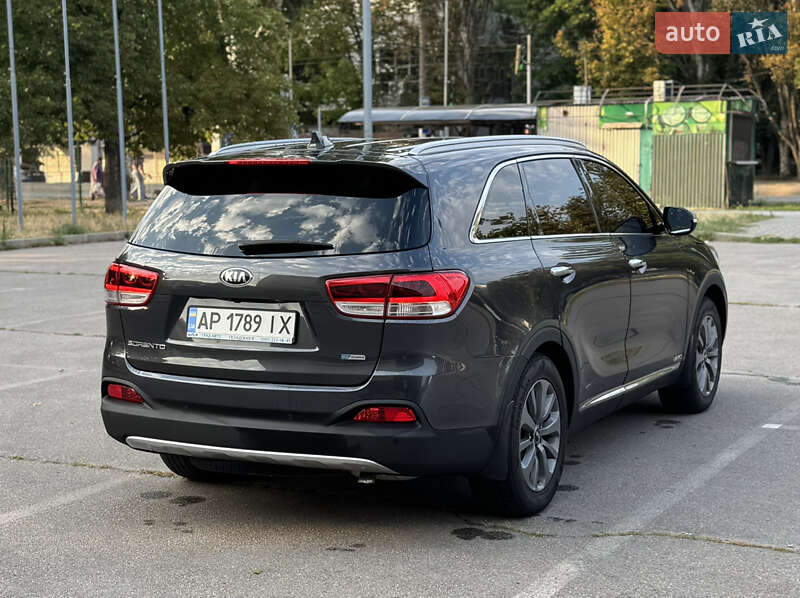 Внедорожник / Кроссовер Kia Sorento 2016 в Запорожье