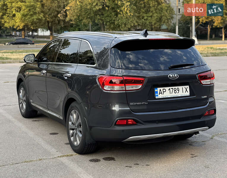 Внедорожник / Кроссовер Kia Sorento 2016 в Запорожье