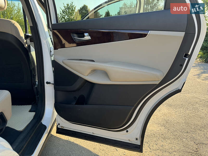 Позашляховик / Кросовер Kia Sorento 2015 в Гайсину