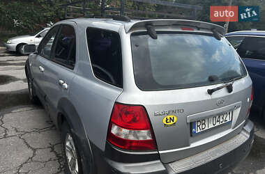 Позашляховик / Кросовер Kia Sorento 2005 в Харкові