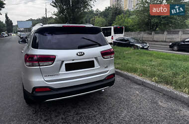 Внедорожник / Кроссовер Kia Sorento 2015 в 