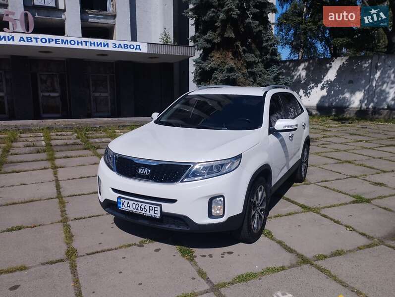 Внедорожник / Кроссовер Kia Sorento 2012 в Киеве
