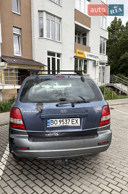 Внедорожник / Кроссовер Kia Sorento 2004 в 