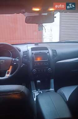 Внедорожник / Кроссовер Kia Sorento 2011 в 
