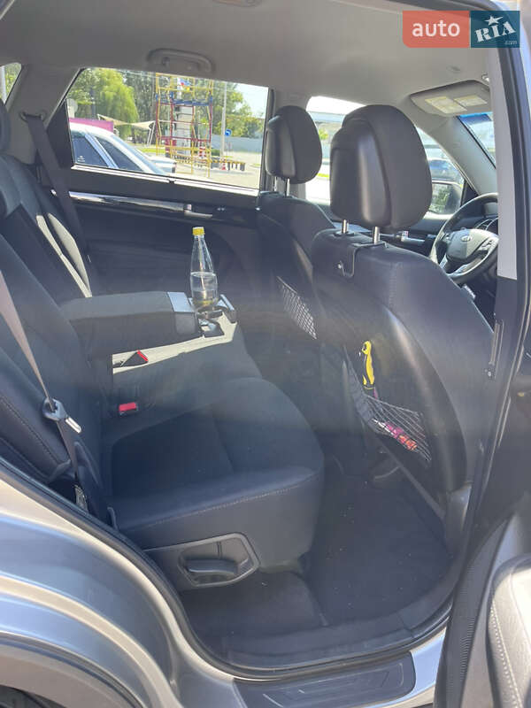 Позашляховик / Кросовер Kia Sorento 2014 в Одесі