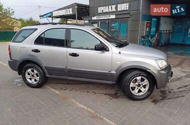 Внедорожник / Кроссовер Kia Sorento 2002 в 