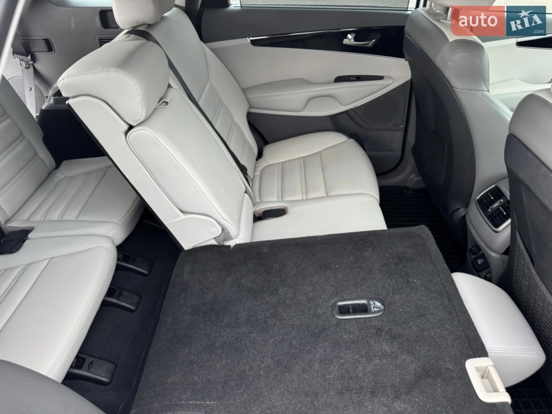2018 Kia Sorento - мініатюра 79