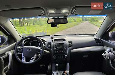 Внедорожник / Кроссовер Kia Sorento 2012 в 