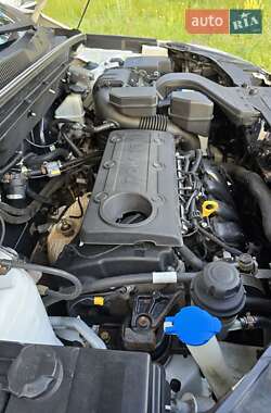 Внедорожник / Кроссовер Kia Sorento 2012 в 