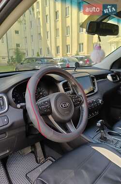 Внедорожник / Кроссовер Kia Sorento 2015 в 