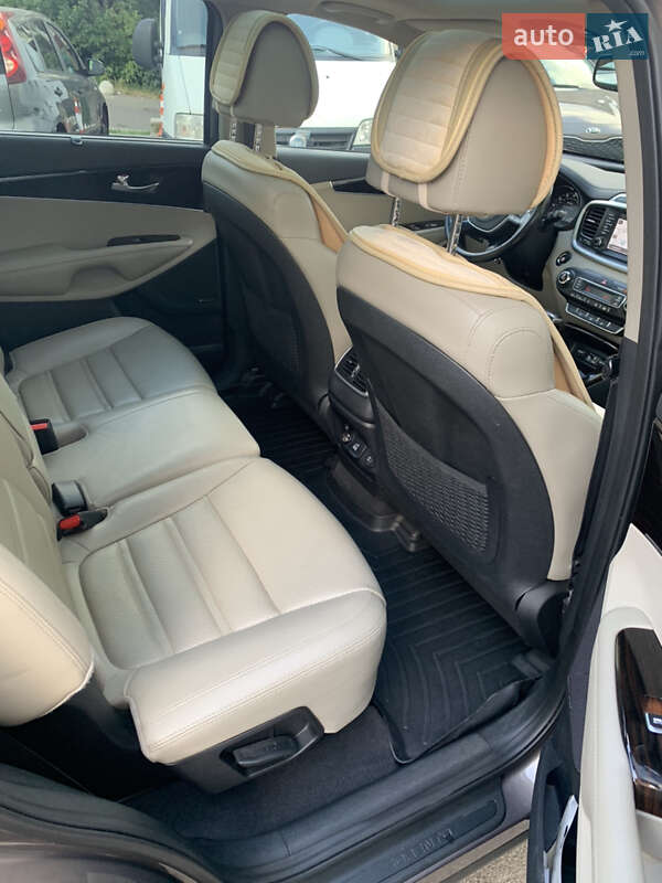 Позашляховик / Кросовер Kia Sorento 2018 в Києві фото 10 Позашляховик / Кросовер Kia Sorento 2018 в Києві