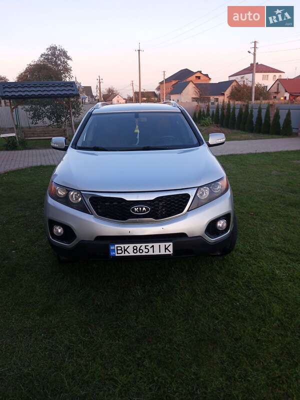 Внедорожник / Кроссовер Kia Sorento 2010 в Радивилове