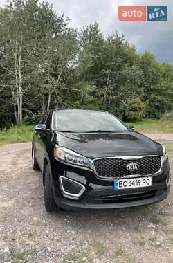 Внедорожник / Кроссовер Kia Sorento 2016 в 