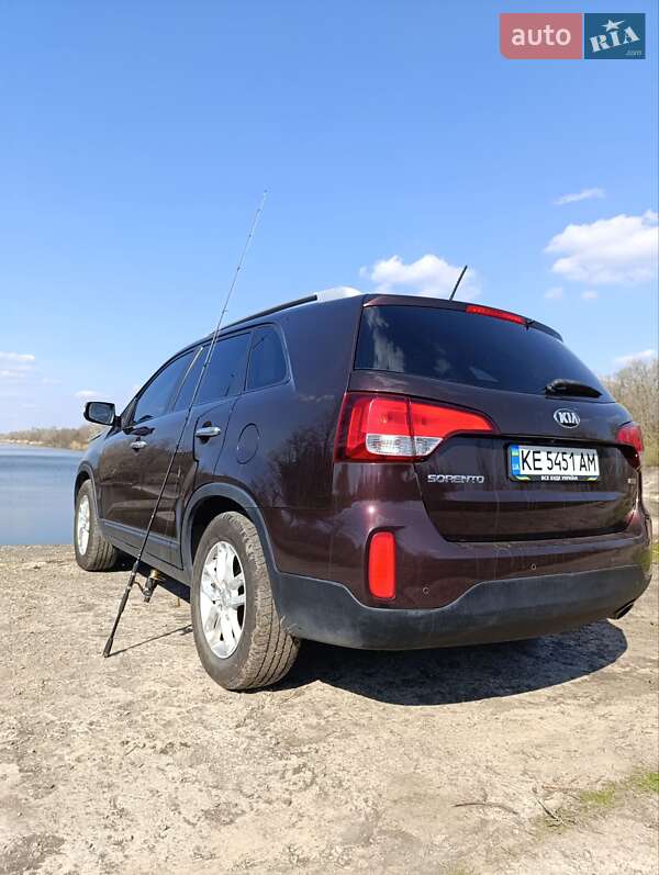 Внедорожник / Кроссовер Kia Sorento 2013 в Царичанке