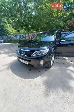 Позашляховик / Кросовер Kia Sorento 2014 в Львові