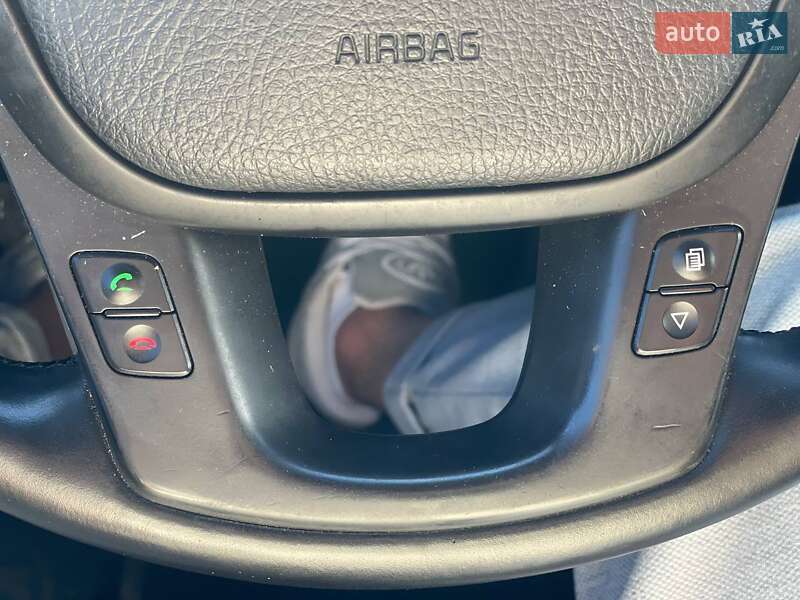 Внедорожник / Кроссовер Kia Sorento 2012 в Одессе