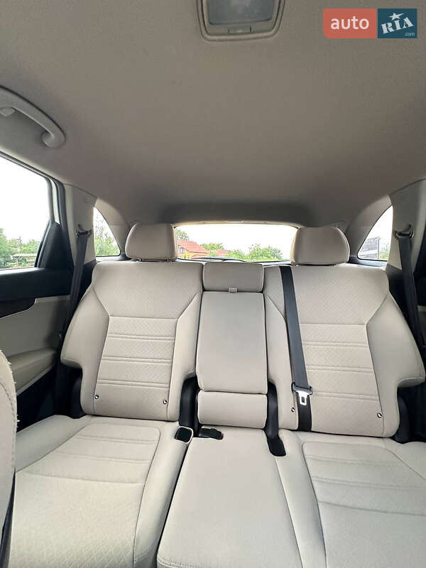 Внедорожник / Кроссовер Kia Sorento 2015 в Ивано-Франковске