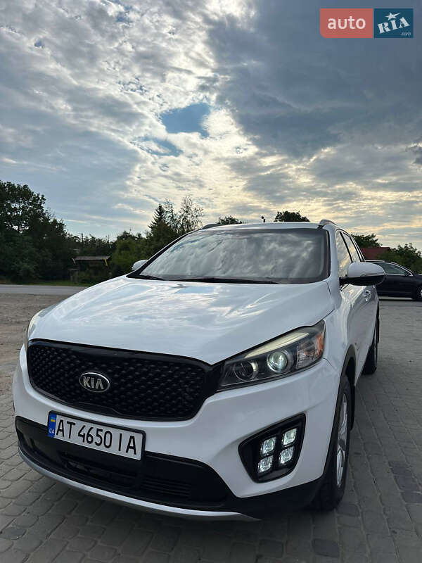 Внедорожник / Кроссовер Kia Sorento 2015 в Ивано-Франковске