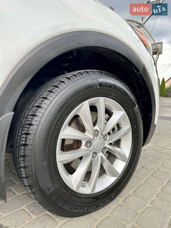 Внедорожник / Кроссовер Kia Sorento 2015 в Ивано-Франковске