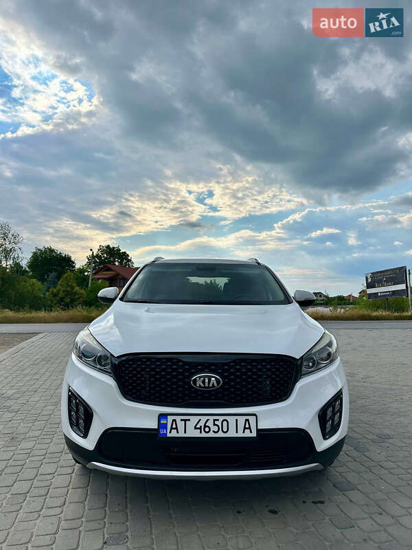 Внедорожник / Кроссовер Kia Sorento 2015 в Ивано-Франковске