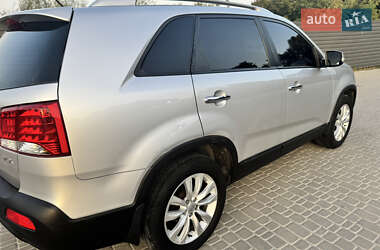 Внедорожник / Кроссовер Kia Sorento 2011 в 