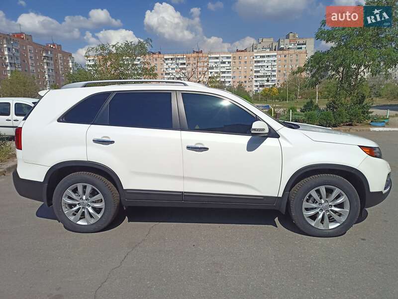 Позашляховик / Кросовер Kia Sorento 2012 в Запоріжжі