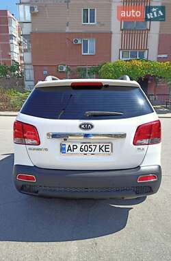 Внедорожник / Кроссовер Kia Sorento 2012 в 