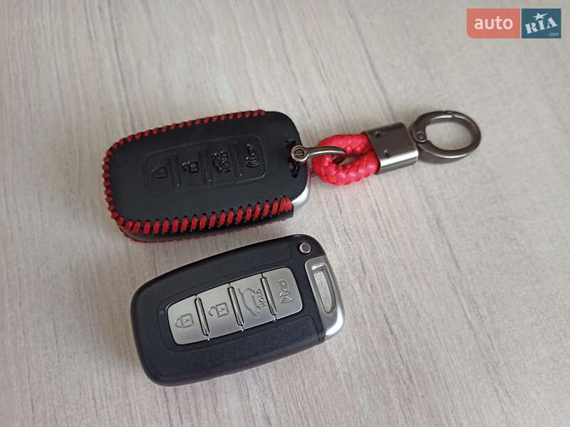 Позашляховик / Кросовер Kia Sorento 2012 в Запоріжжі