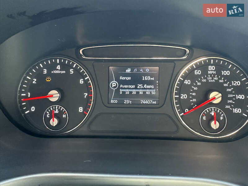 Позашляховик / Кросовер Kia Sorento 2015 в Харкові