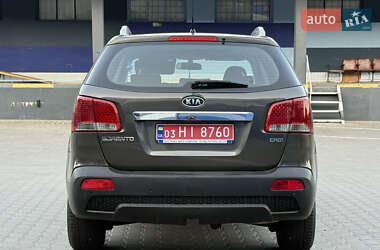 Внедорожник / Кроссовер Kia Sorento 2012 в 