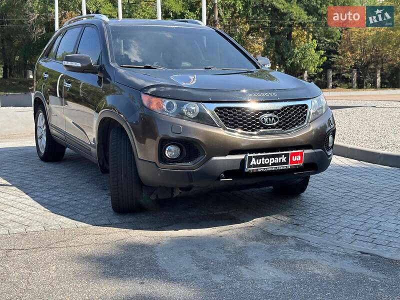 Внедорожник / Кроссовер Kia Sorento 2010 в Запорожье