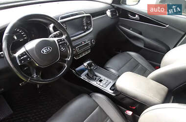 Внедорожник / Кроссовер Kia Sorento 2017 в 