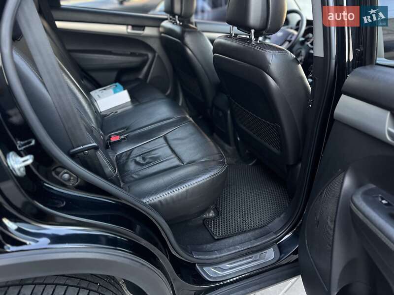 Позашляховик / Кросовер Kia Sorento 2011 в Києві