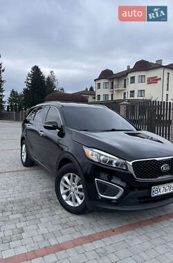 Позашляховик / Кросовер Kia Sorento 2015 в Старокостянтинові