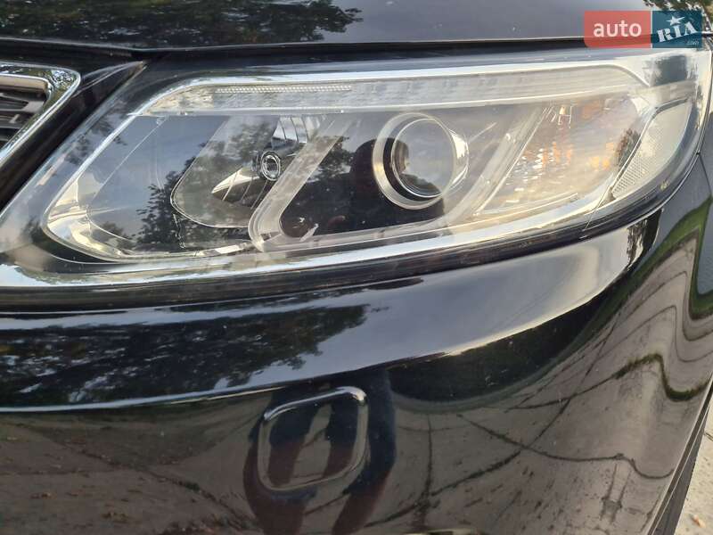 Позашляховик / Кросовер Kia Sorento 2014 в Стрию