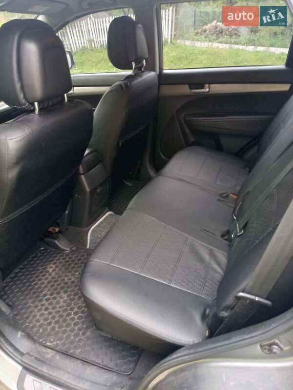 Внедорожник / Кроссовер Kia Sorento 2011 в Старом Самборе фото 3 Внедорожник / Кроссовер Kia Sorento 2011 в Старом Самборе