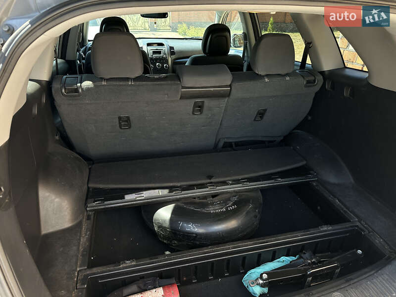 Внедорожник / Кроссовер Kia Sorento 2012 в Апостолово фото 9 Внедорожник / Кроссовер Kia Sorento 2012 в Апостолово