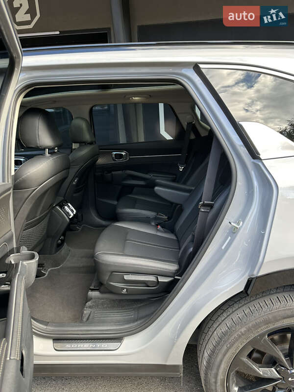Внедорожник / Кроссовер Kia Sorento 2022 в Киеве